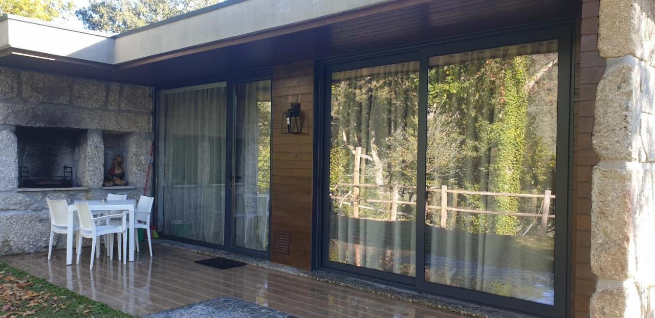 Dobau Casas 호텔 비에이라도미노 외부 사진